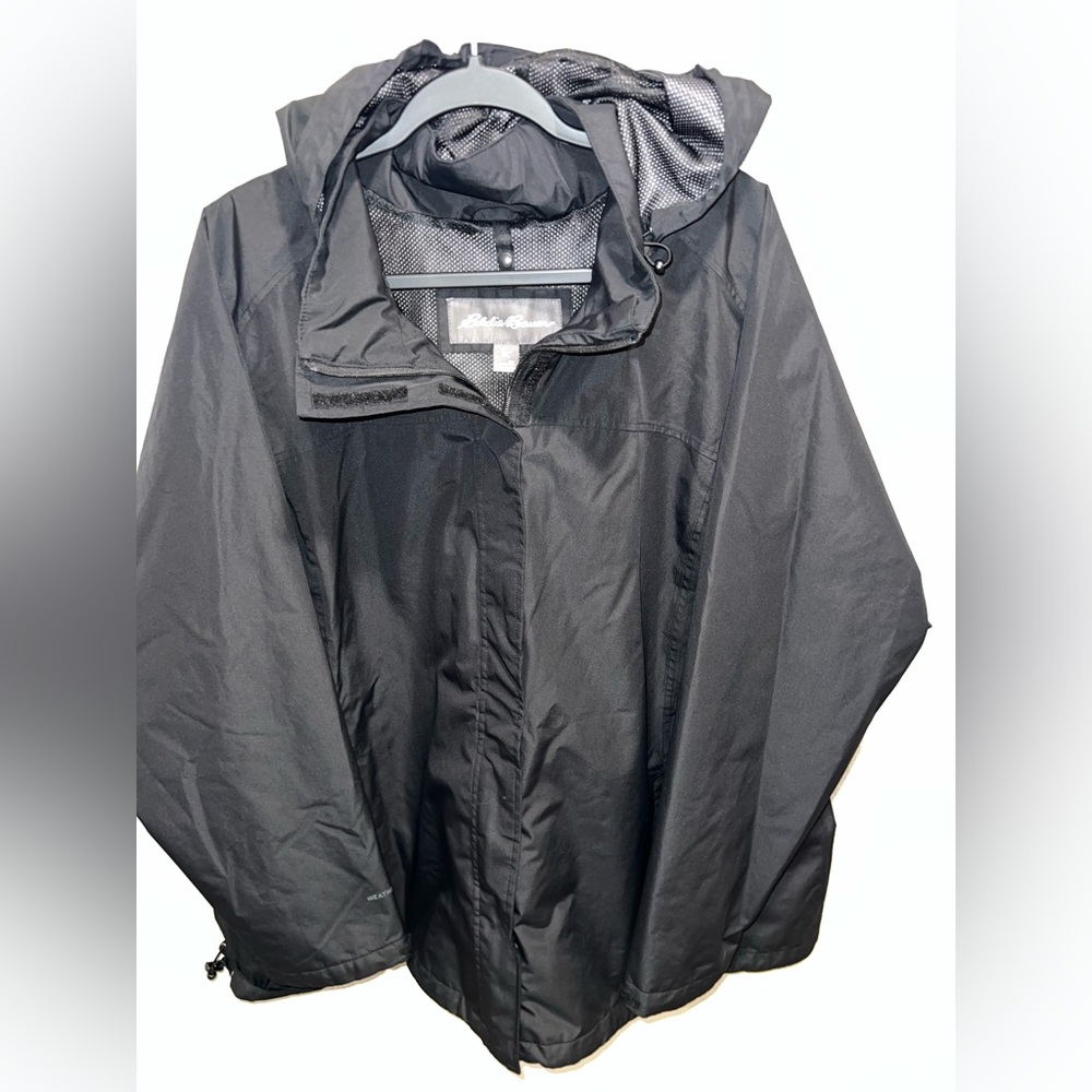 Eddie Bauer Men's Black Raincoat